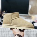 Winter Rain style short snow boots, women's cowhide waterproof fleece cotton boots, mini sheepskin and fur integrated shoes, warm and anti-slip