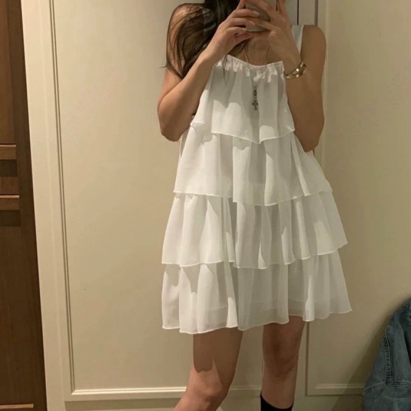 Dongdaemun women's wear 2026 Spring dress with ruffled hem and layered halter tops