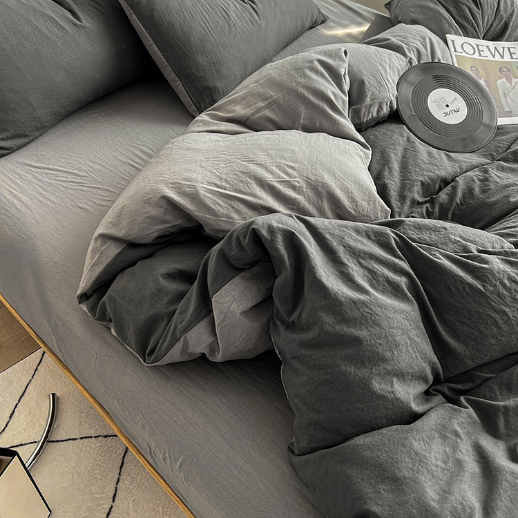 Solid color four-piece high-quality quilt set, complete set of sheets, duvet cover, and student dormitory single bed three-piece set