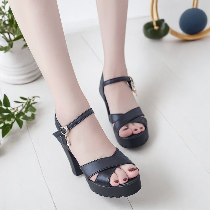 (Factory Direct) New Women's Sandals, Waterproof Platform High Heels, Cross-Style Thick Sole, Slimming Fashion Sandals