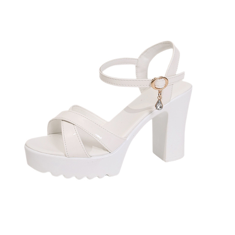 Cross-border lacquer leather high-heeled, thick-heeled, waterproof platform, thick-soled sandals, fish-mouth white muffin mold cheongsam, fashion show and performance women's shoes