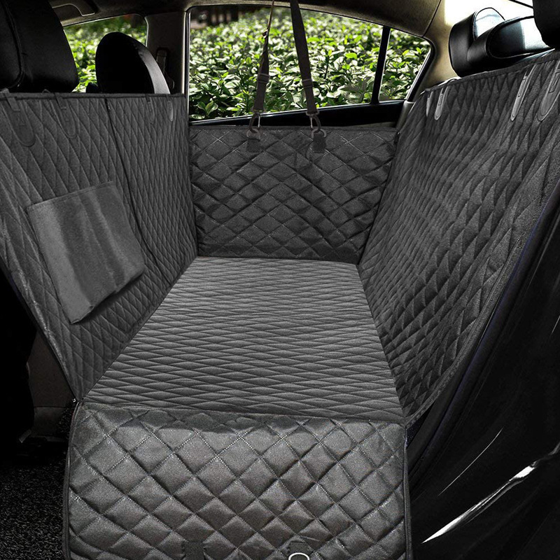 Car dog mat, stain-resistant and waterproof, quilted cotton, car rear seat pet mat.