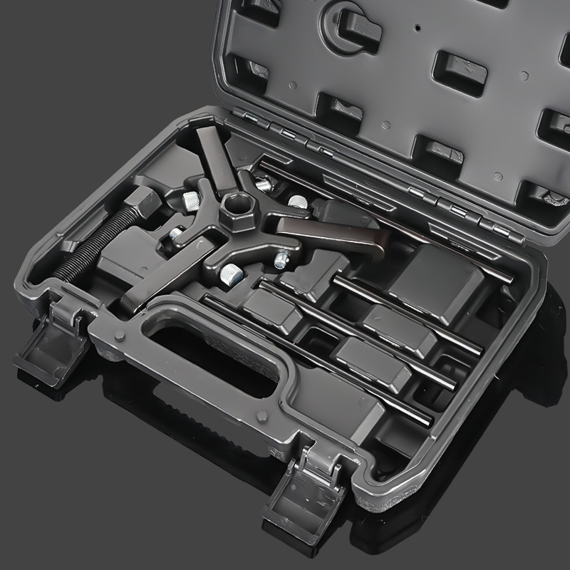 Special tools for removing three-jaw crankshaft pulleys and steering wheel pullers; automotive repair and maintenance tools.