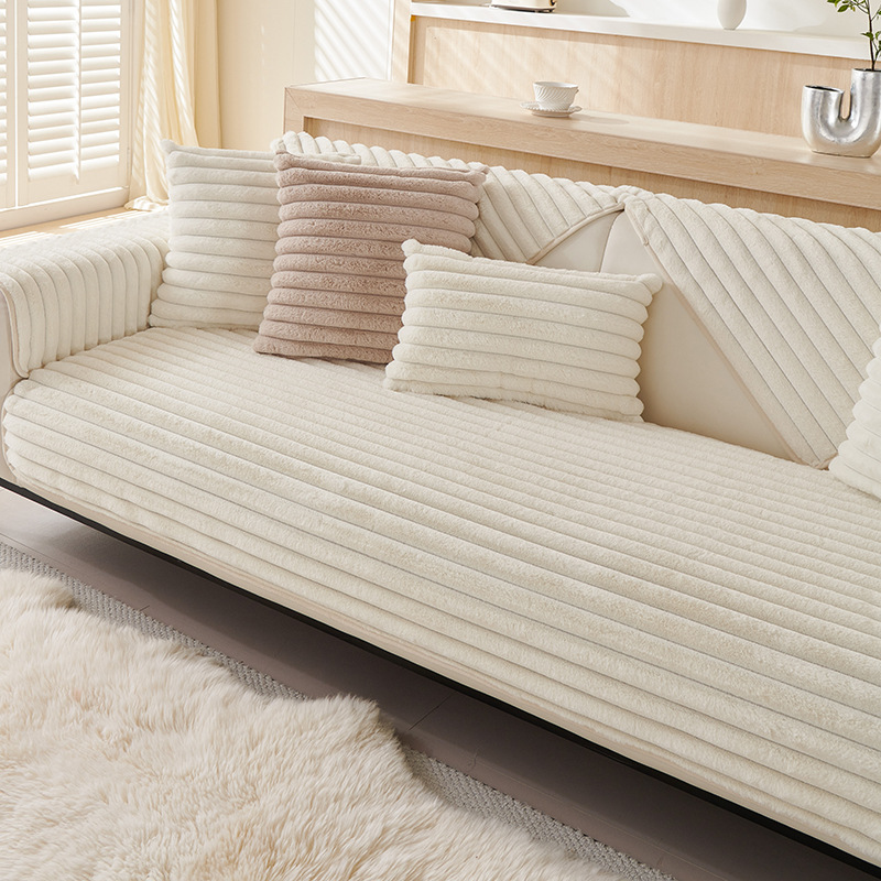 Creamy, high-end autumn/winter new flannel sofa cushion, thickened, warm, soft and non-slip, perfect for petting cats.