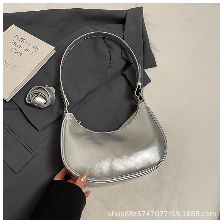 Korean niche handbags, simple crescent-shaped women's shoulder bags, handbags, high-end fashion underarm bags.