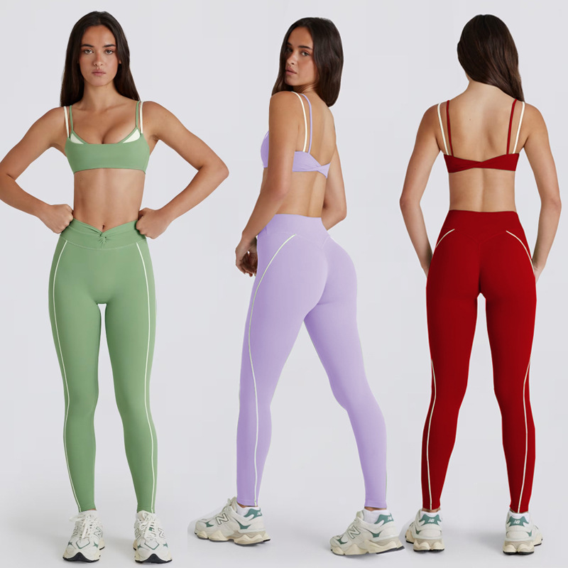 Export yoga set, fake two yoga vests with chest pads, sexy and beautiful back straps, sports underwear and fitness set