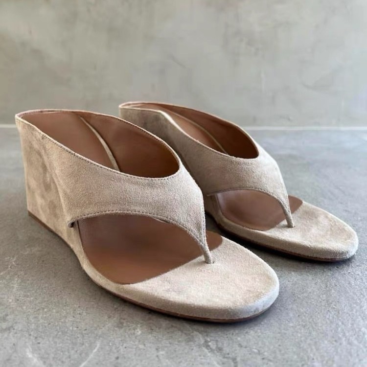 Sheepskin version ~ Korean retro flip-flops, suitable for wearing as outerwear, new summer style genuine leather open-toe wedge sandals