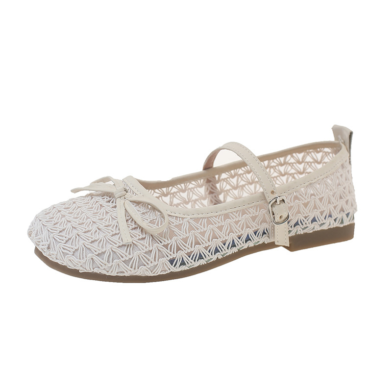 French-style woven openwork Mary Jane shoes for women, new spring 2026 style, bow-tie strap, low-cut flats to match skirts.