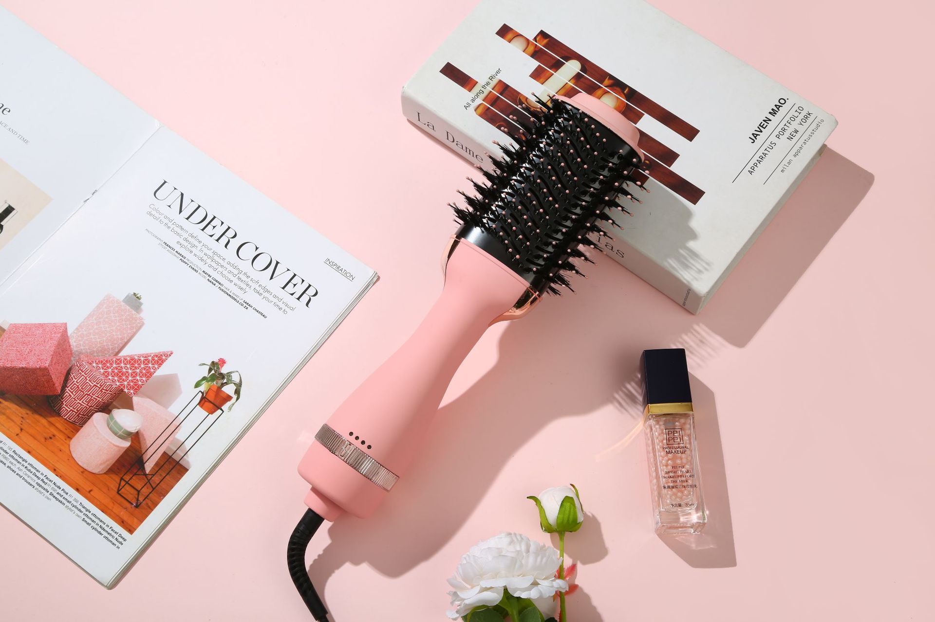 New high-value hot air comb with temperature control, delicate rubber paint straightener, 3-in-1 portable curling iron