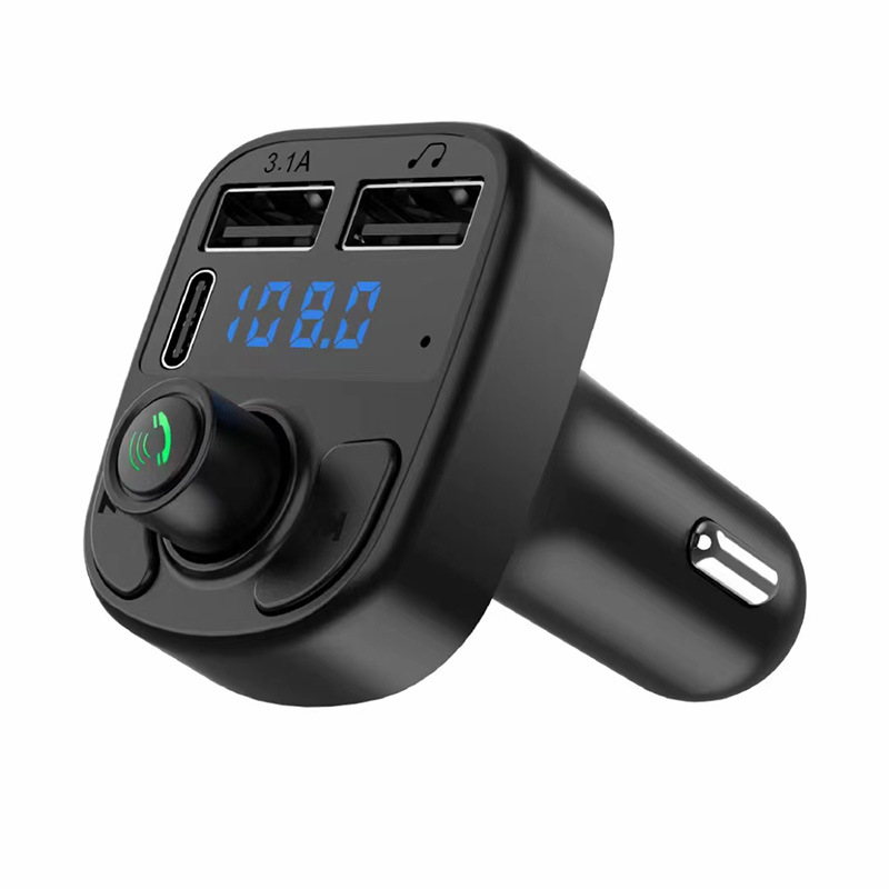 12-24V vehicle-mounted mp3 music player, car FM transmitter, car charger and mobile phone charger