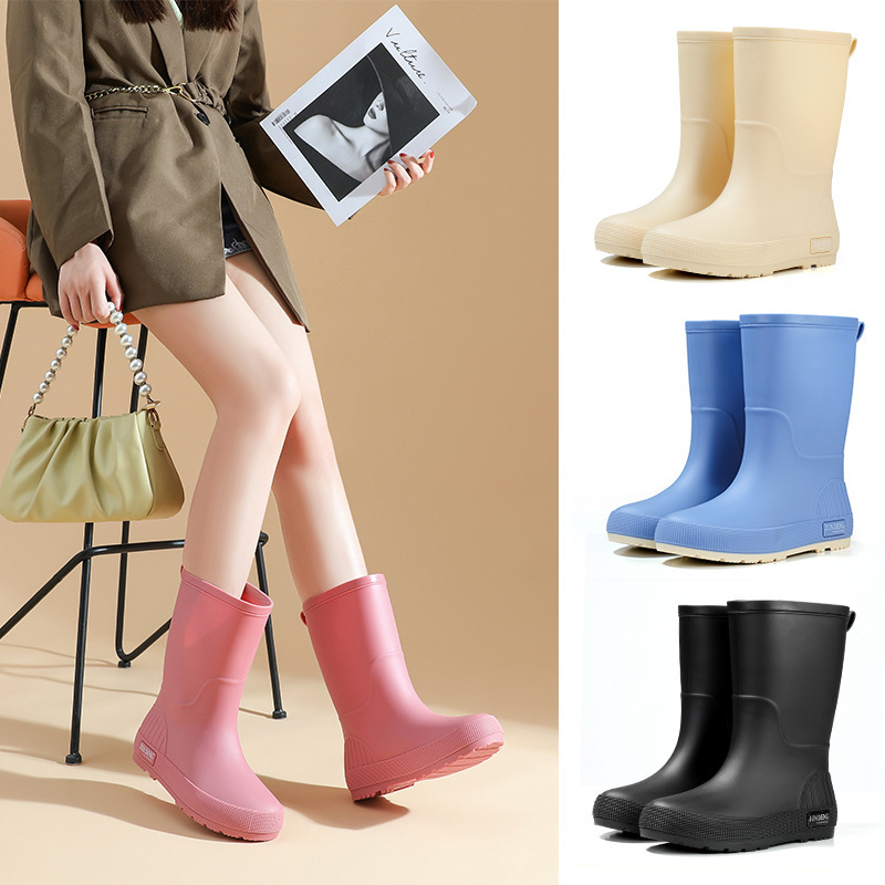 Cross-border Japanese style mid-calf rain boots for women, solid color, simple, non-slip, waterproof, fashionable outdoor fishing and work rain boots