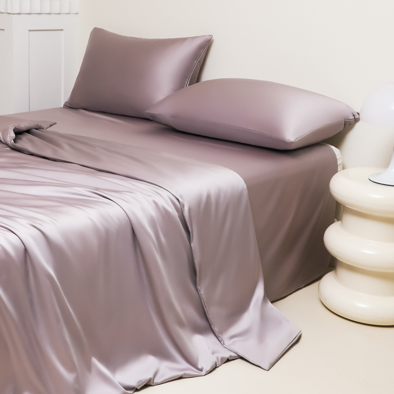 Summer Luxury Duvet Cover Single Piece Ice Silk Smooth Sleeping, Single Size, 150x200x230 cm, Four-Piece Set (Sheet and Duvet Cover)