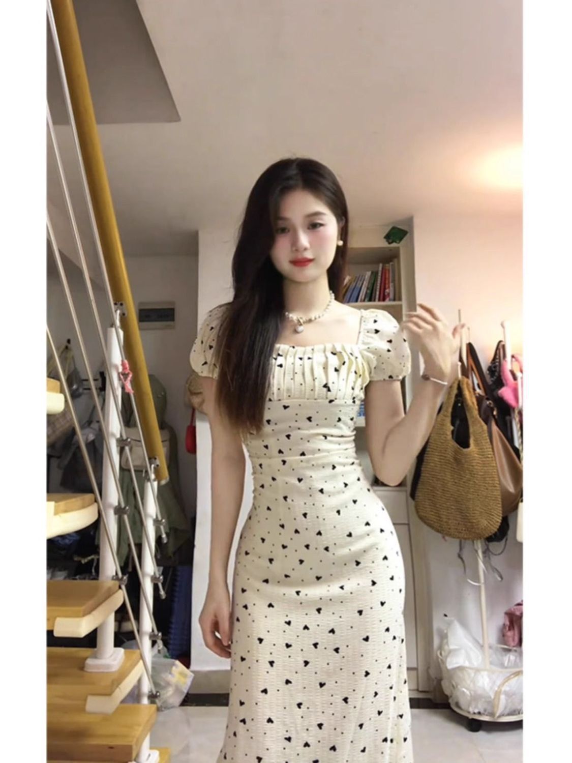 French square-neck puffed sleeve dress for women 2025 summer new style gentle and elegant tea break dress waist-cinching and slimming long dress