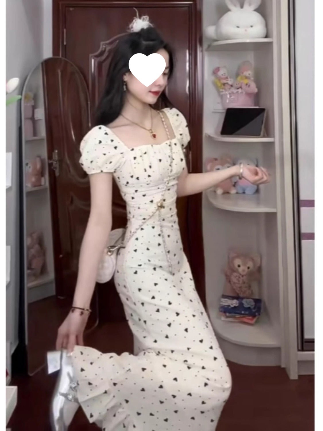 This summer dress for 2026 is slimming and slim, super beautiful. It has a French style and a square neck with floral polka dots