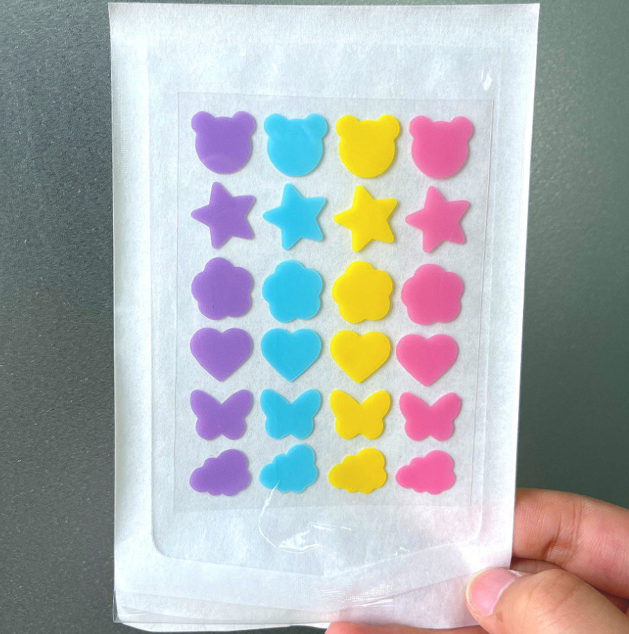 Amazon's best-selling hydrocolloid star-shaped acne patches (40 patches) are available for cross-border e-commerce.
