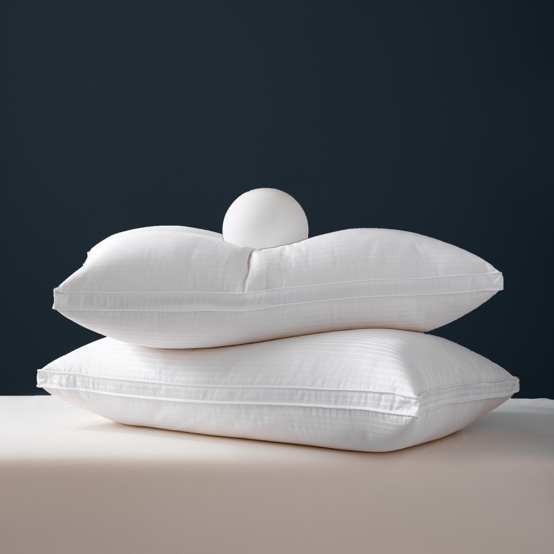 Five-star hotel down pillows, all-cotton student dormitory home use, one-pack neck support pillows, white goose down pillow core wholesale.