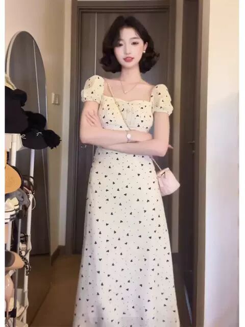 Miu style French square neck puff sleeve dress 2025, beautiful and unique Korean style gentle and elegant long dress