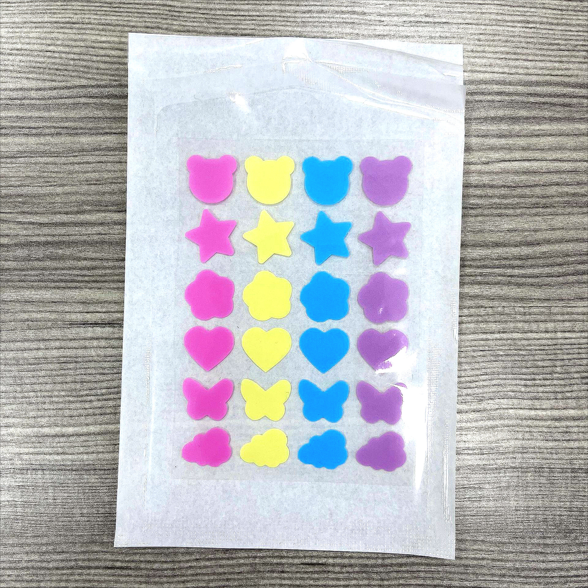 Manufacturer's cross-border best-selling acne patches, individually packaged hydrocolloid transparent acne patches with cartoon stars and colorful acne patches.