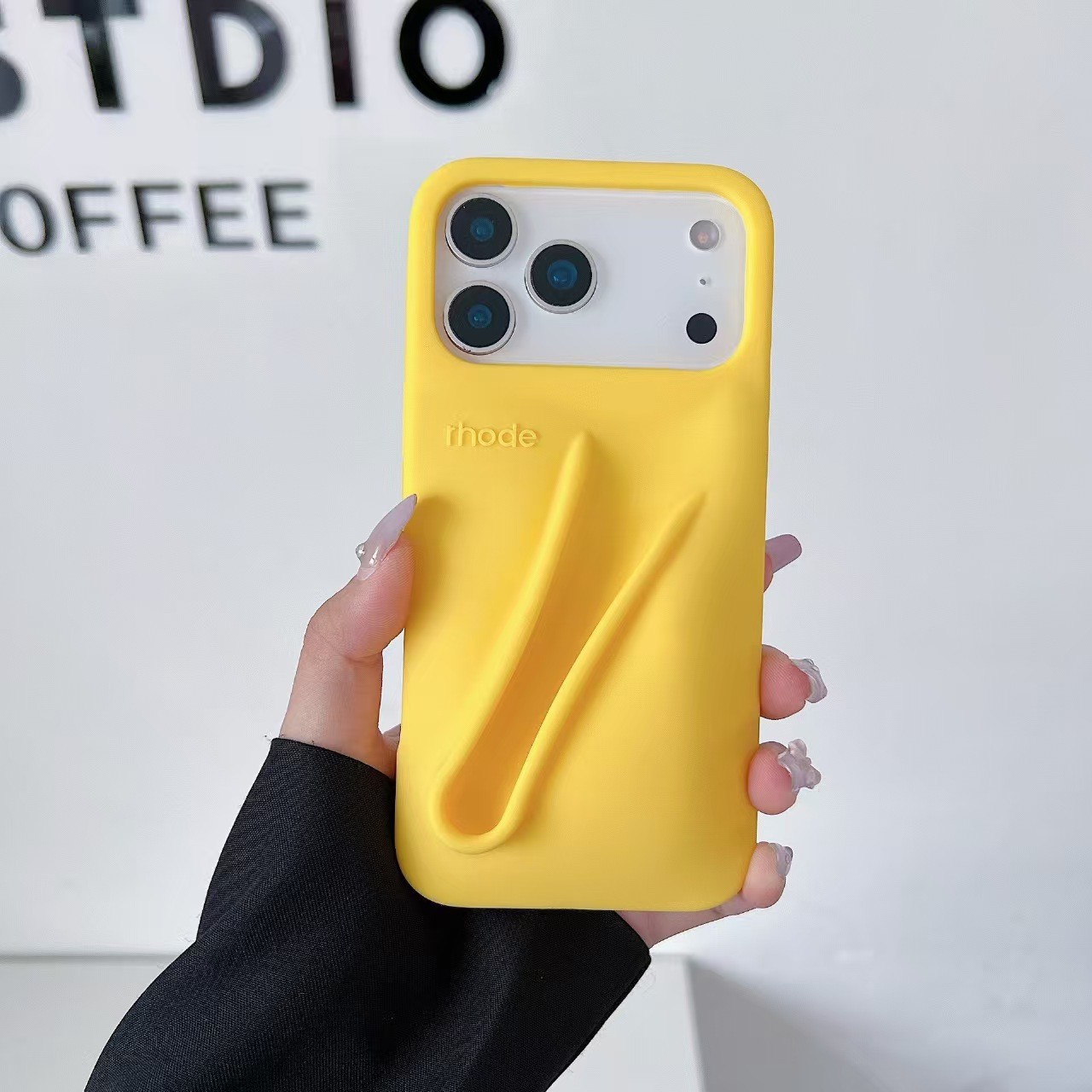High-quality Hailey Rhode-style silicone phone case for Apple iPhone 16 Pro Max and iPhone 17 Plus.