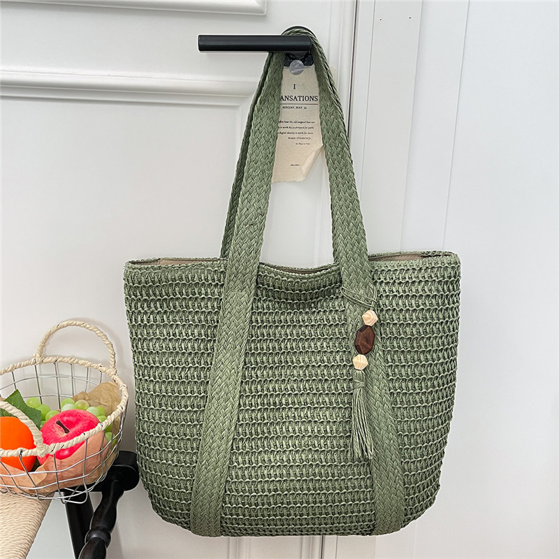 Wholesale straw bags for women, 2026 new trendy and fashionable tote bags, lightweight and large capacity, vacation style woven bags