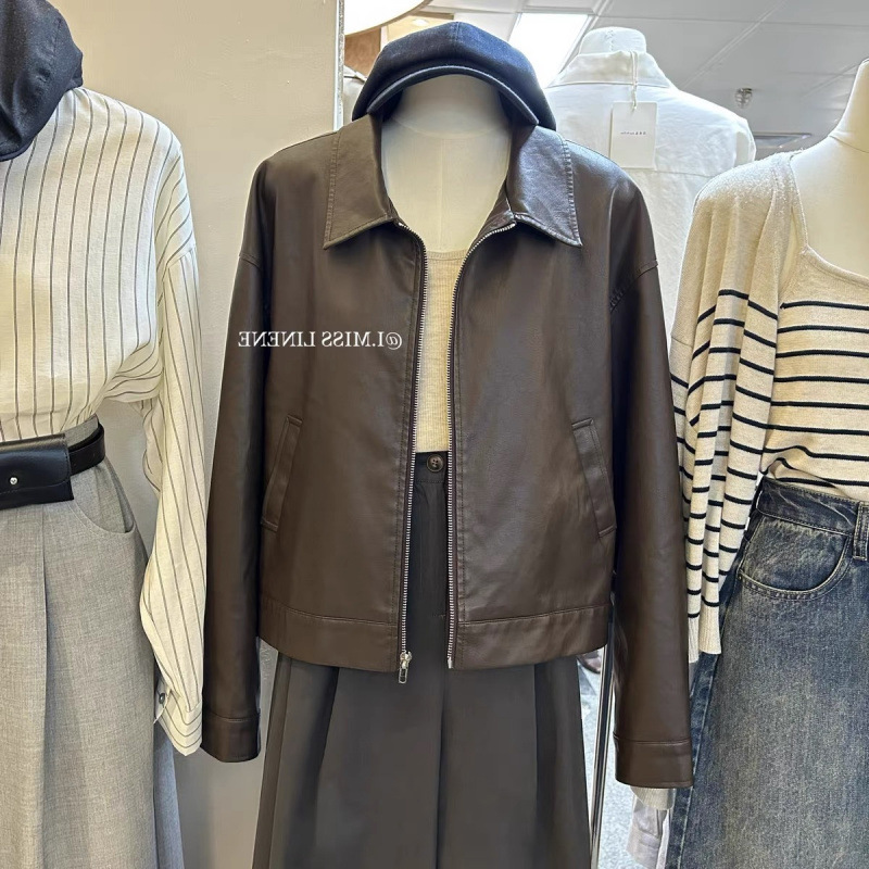 New autumn and winter collection: simple and retro lapel zipper versatile motorcycle suit, pu faux leather jacket, short casual coat for women