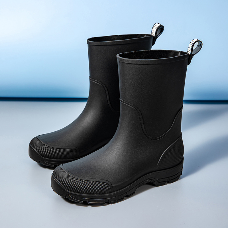 Men's cross-border wholesale wear-resistant thick-soled water boots and rain shoes in sizes 36-46, non-slip and waterproof.