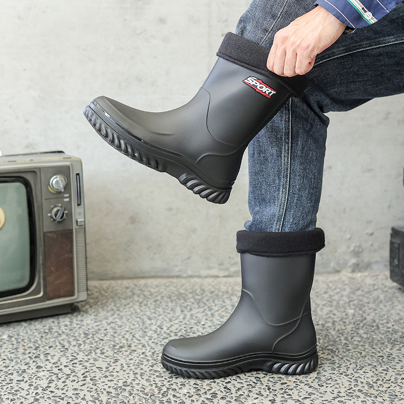 2025 Cross-border Lightweight Mid-calf Rubber Boots, Waterproof Rain Boots, Non-slip Soft-soled Water Boots, Fashionable for Men and Women