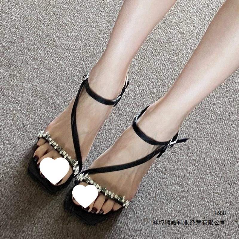 Women's stiletto sandals, unique design, new style, black, open toe, rhinestone, single buckle, stiletto heels, summer high heels.