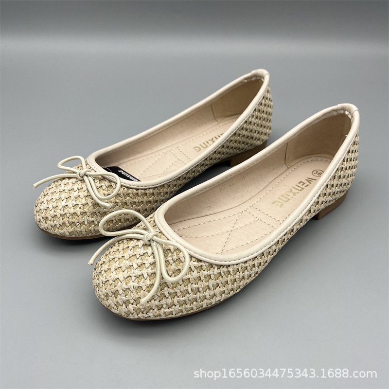 Soft surface egg roll shoes for women 2026 Spring and autumn new flat one-foot maternity shoes with shallow opening and soft sole driving single shoes