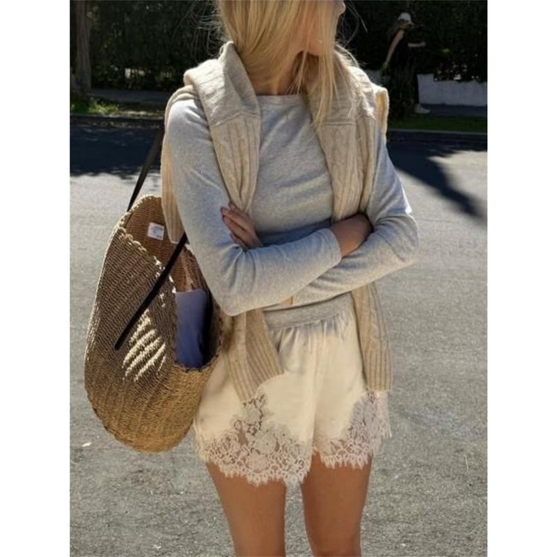 I 49566 anti-slip Lace Shorts