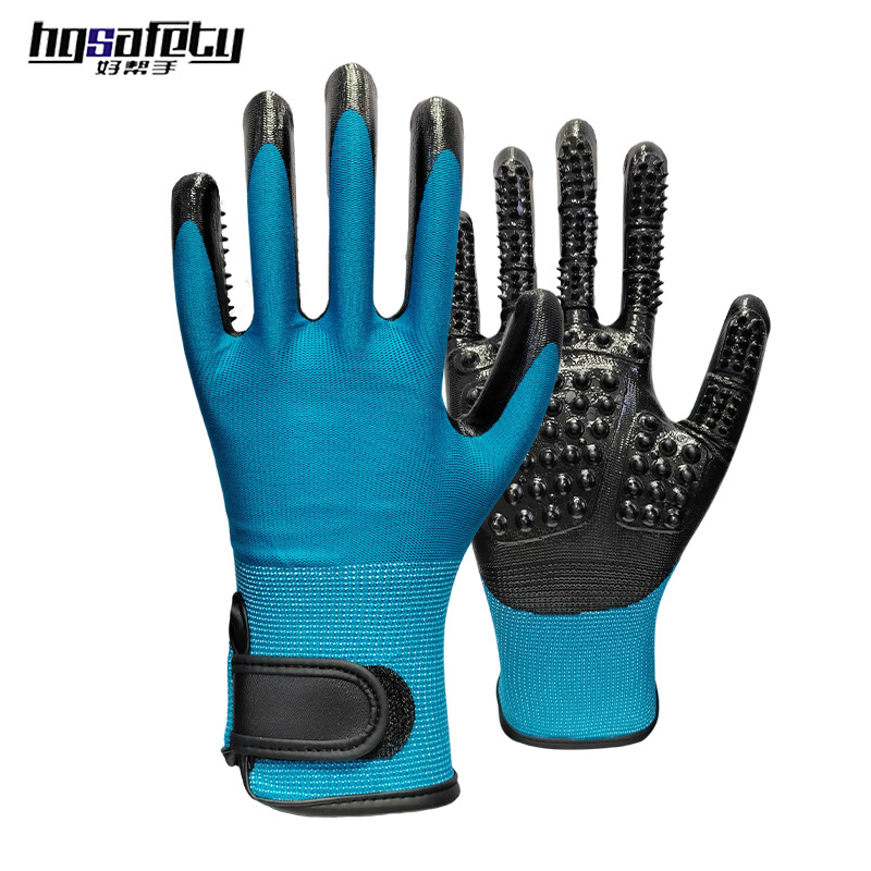 Special offer for pet bathing gloves, massage dogs, cleaning and grooming to remove loose hair, and petting dogs and cats