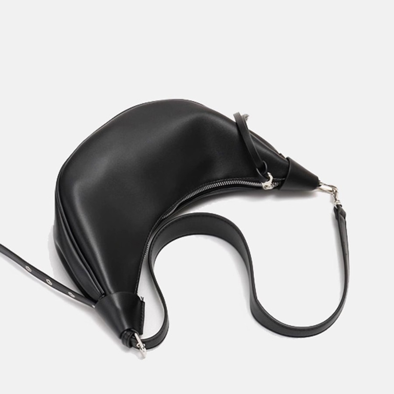 Large capacity women's bag, 2025 new style, high-quality, niche design, versatile shoulder bag, crossbody bag, commuting dumpling bag