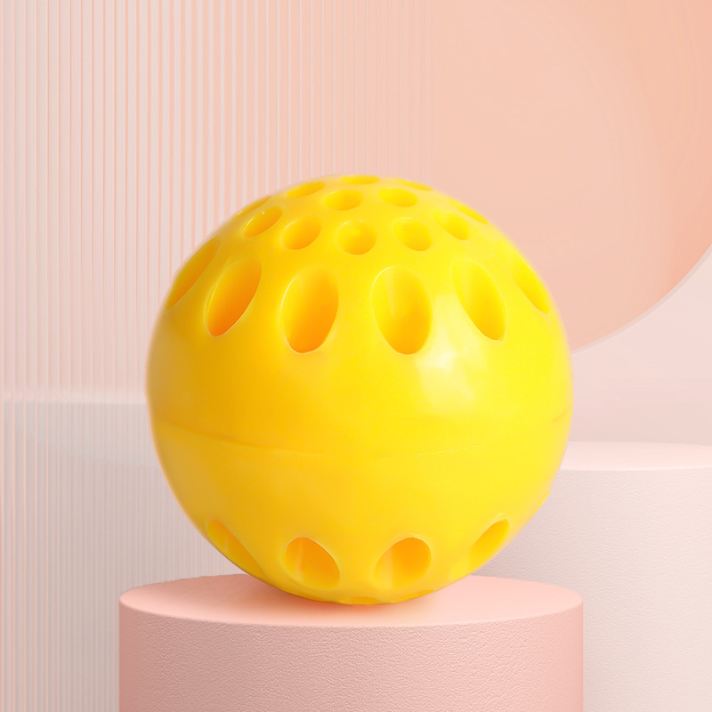 Cat toys, luminous bouncy balls, feather cat toys, self-entertainment, fun, play holes, novel tpr toy balls manufacturer