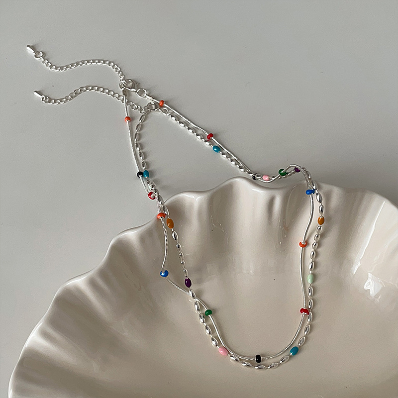 Rainbow candy bead necklace for women, a sweet, delicate, cute, fashionable, and versatile choker/collarbone chain for girls.