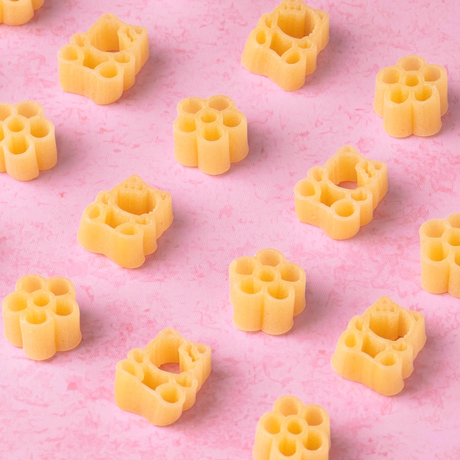 Imported Japanese baby food: Hello Kitty macaroni (unsalted noodles) 120g