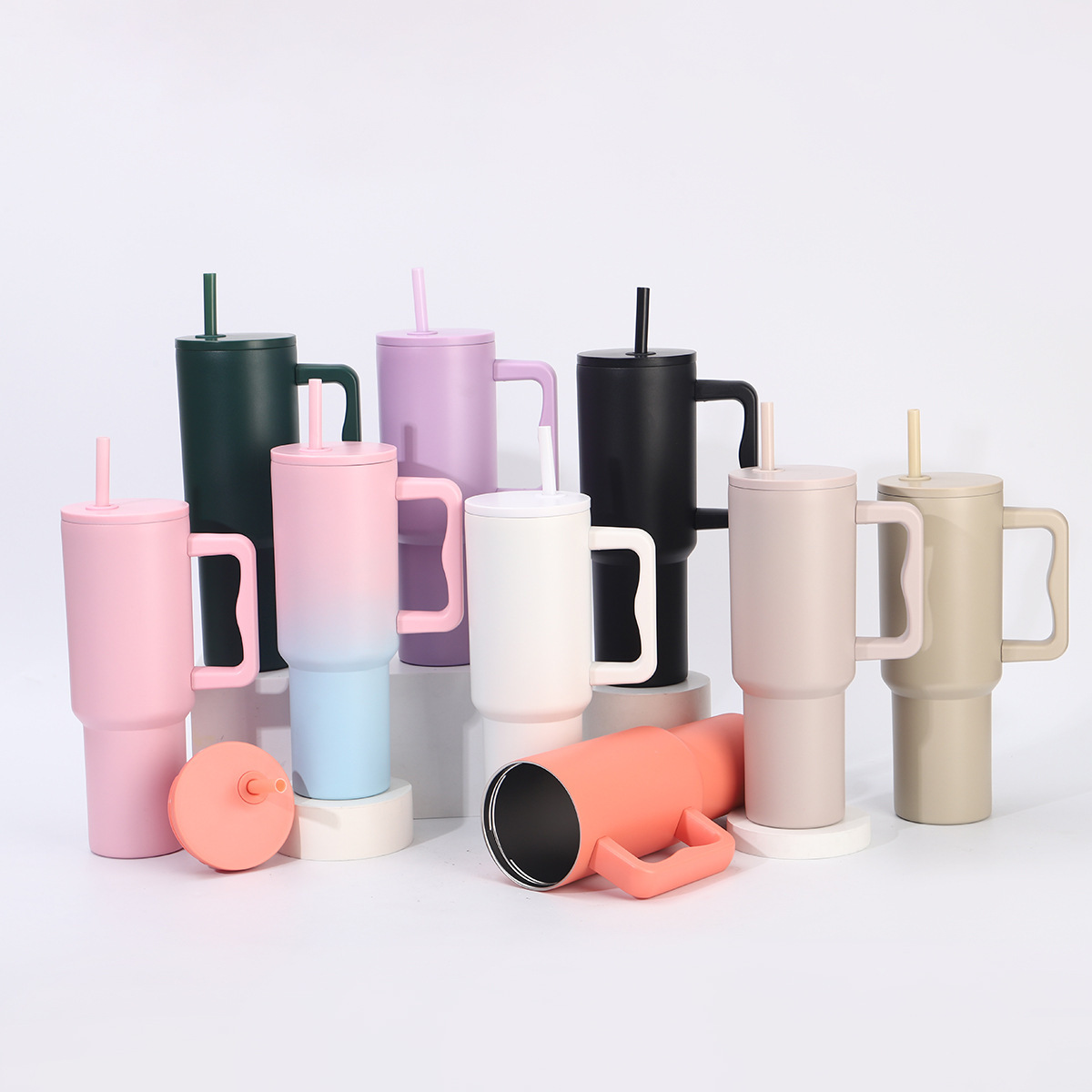 Cross-border Mega 3rd Generation 40oz Car Mug 304 Stainless Steel Insulated Mug with Portable Handle and Straw Ice King