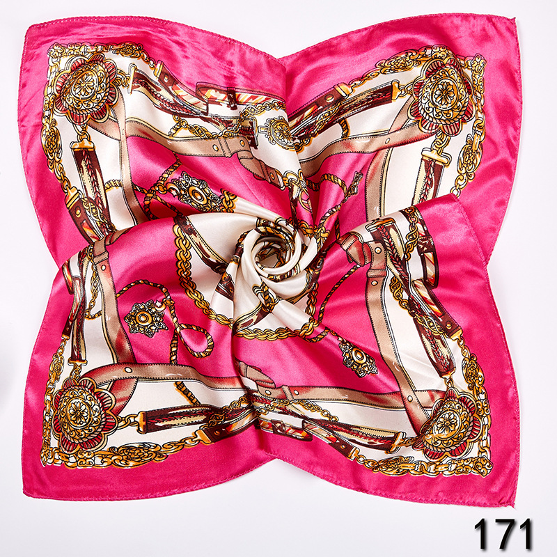 For the anniversary celebration of the 2026 Spring/Summer thin silk Scarf 50cm small square scarf store, there is a cheap gift - a small neck-protecting scarf