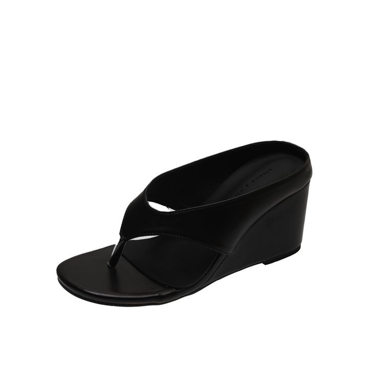 French polka dot wedge flip-flops for women, perfect for summer wear, 2026 new style, fairy-like design, thick sole, height-increasing, thong sandals.