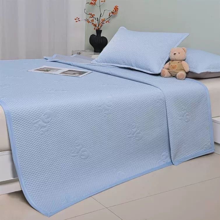 New Cartoon Bear Ice Bean Cooling Mat Summer Cooling Ice Silk Mat Three-Piece Set 2026 New Model Machine Washable