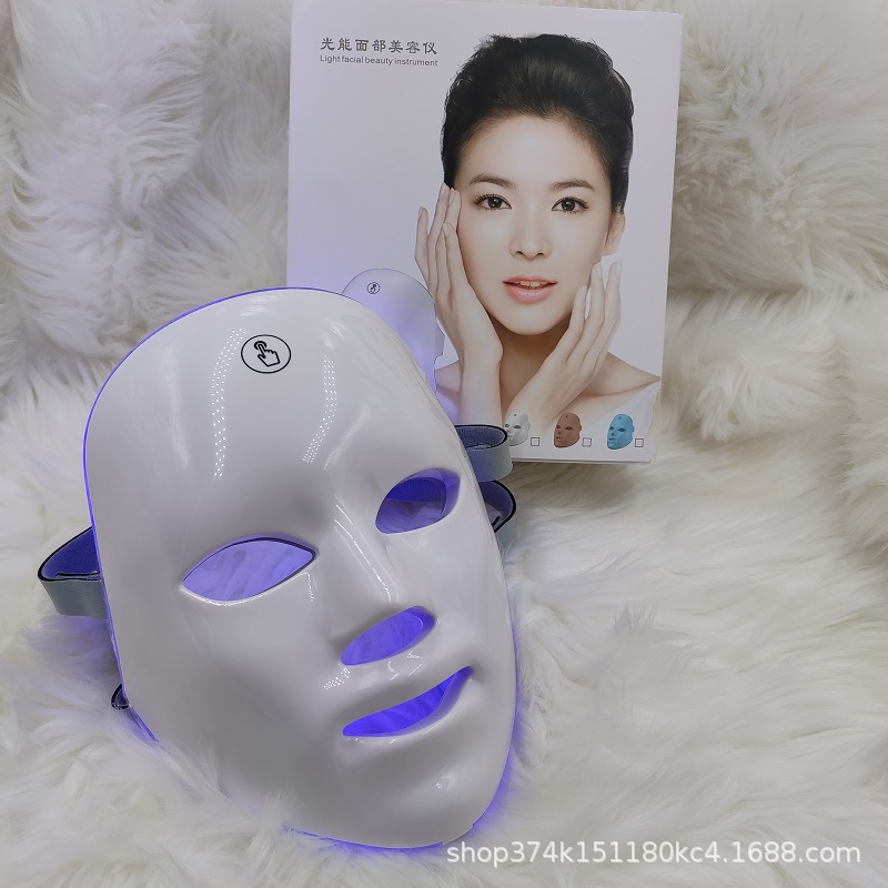 Foldable nano cold spray seven-color spectrometer, salon-grade photon skin rejuvenation device for whitening and acne removal.