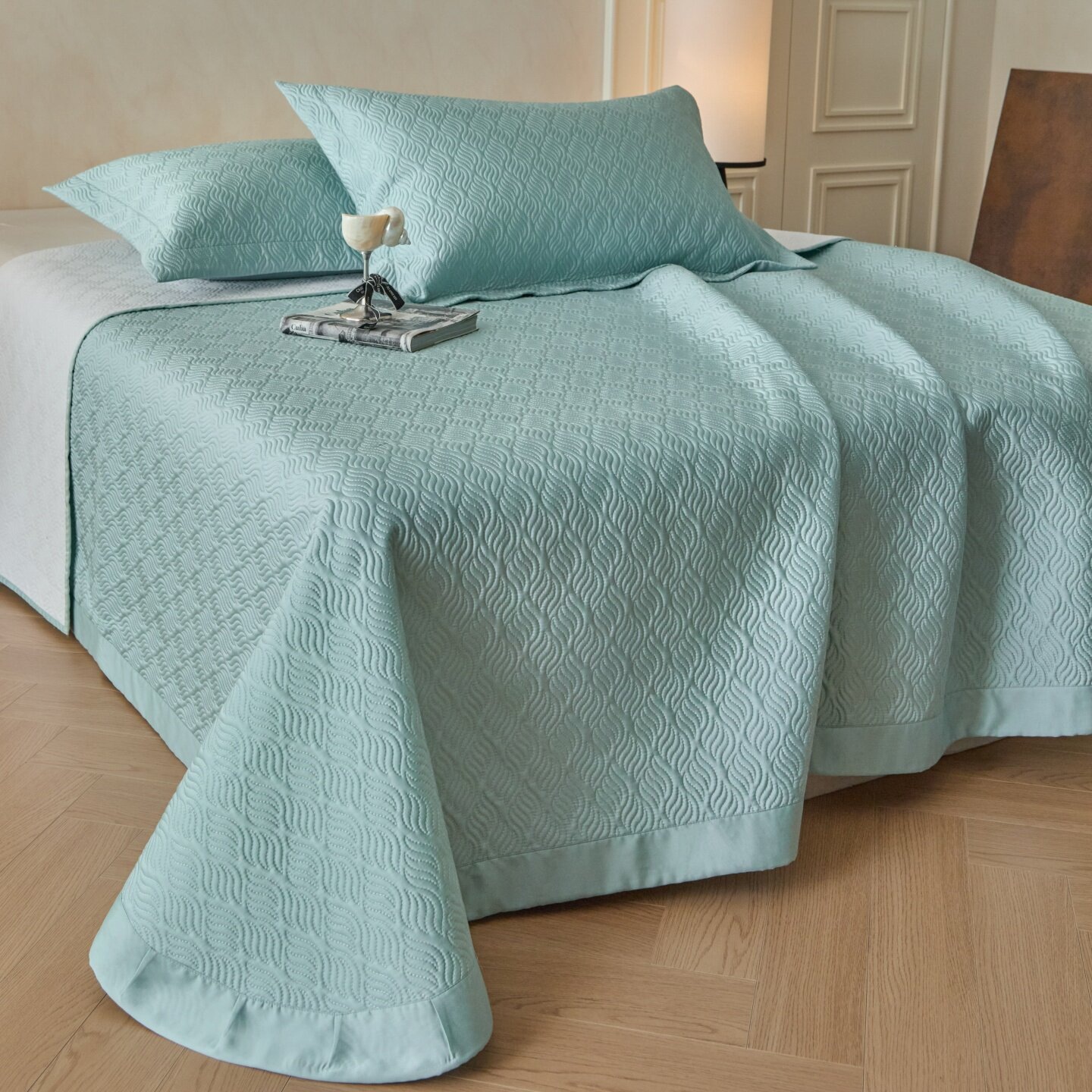 Lenzing Tencel Premium Three-Piece Bed Sheet Set, Spring/Summer Cool Tatami Mattress with Padded Mattress, Machine Washable Three-Piece Set