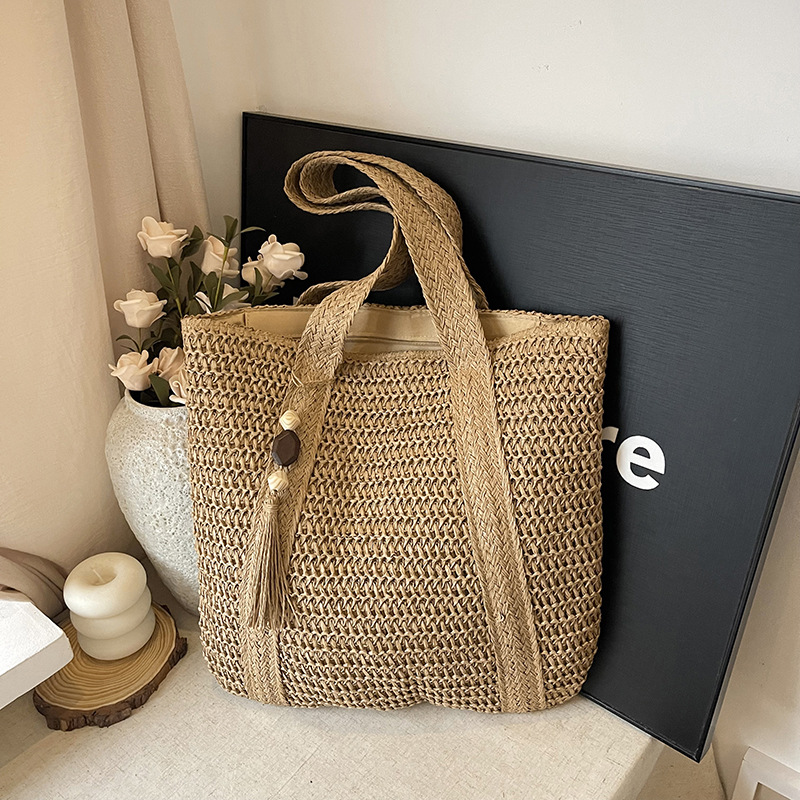 New fashionable woven handbag, large capacity women's shoulder bag, straw casual beach bag, versatile tote bag