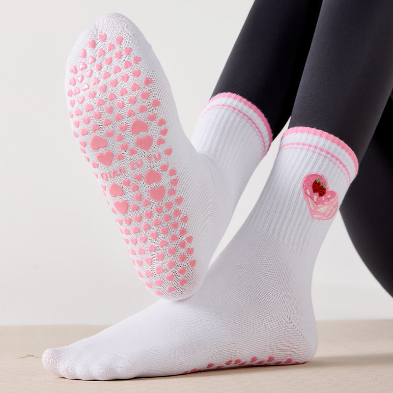 Women's cross-border yoga socks, mid-calf socks, 2025 anti-slip milk tea embroidery professional training running Pilates socks