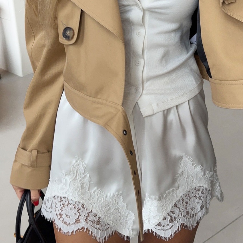New autumn and winter European and American style satin lace fringed shorts, loose and comfortable, design sense, elegant and fashionable, 2026 cross-border