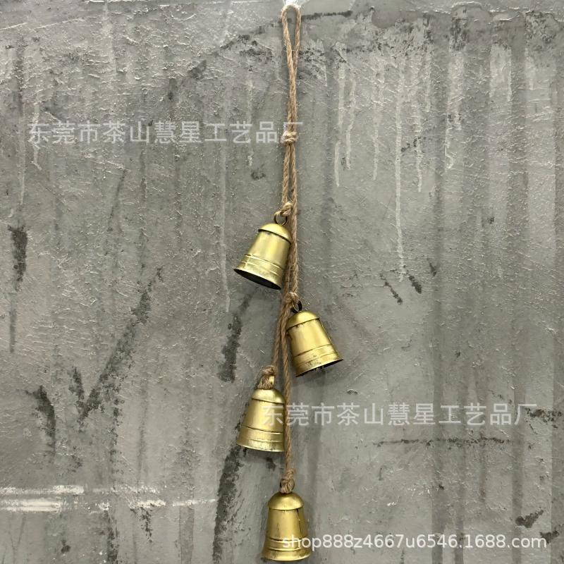 Independent website Cliftina Shabby MetalCowBell: distressed metal cowbell with an aged look.
