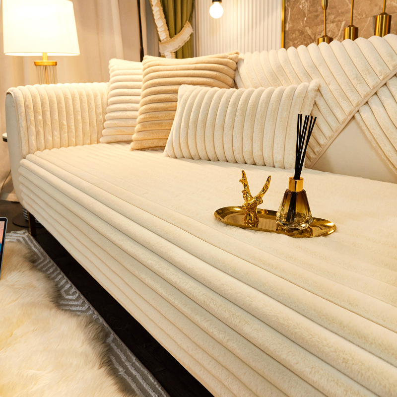 Premium rabbit plush winter sofa cushion, autumn/winter style, non-slip seat cushion, plush non-slip leather sofa cover.