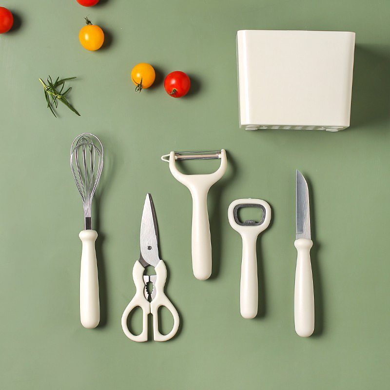 5-piece kitchen gadget set with storage base, including fruit peeler, melon peeler, and baby food scissors. Also suitable as a gift.