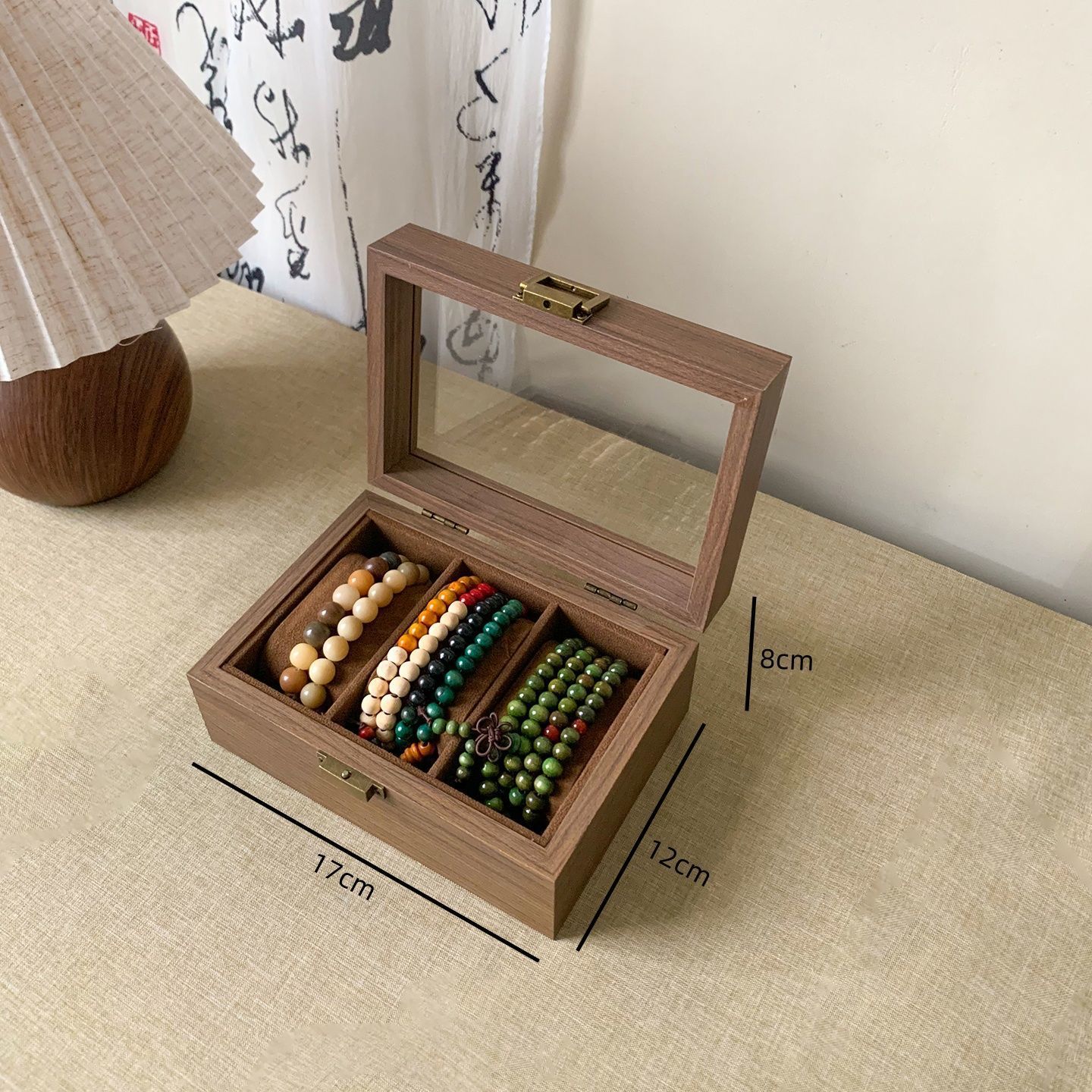 Wooden vintage crystal bracelet storage box, a must-have for storing jewelry, bracelets, and Buddhist beads.
