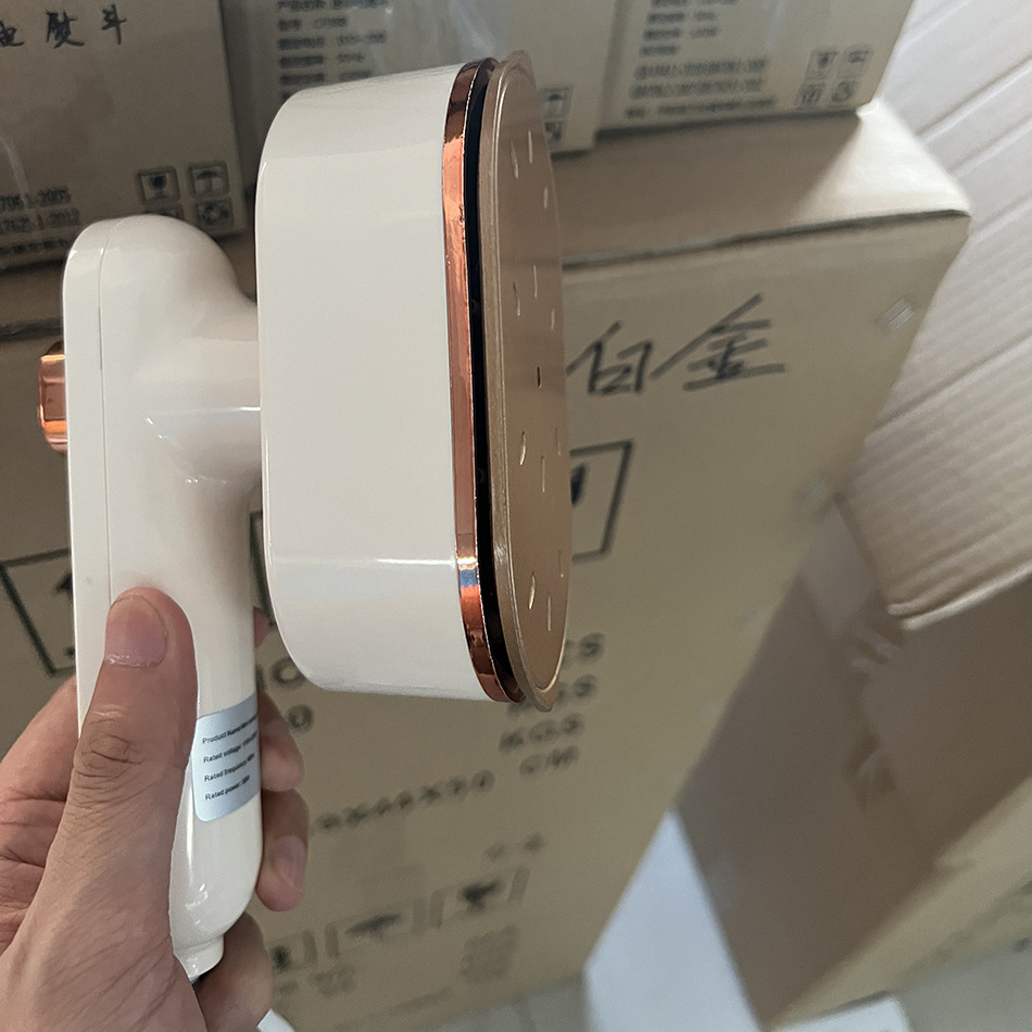 New portable mini electric iron for home use, steam iron, handheld small garment steamer for dormitories and hotels.