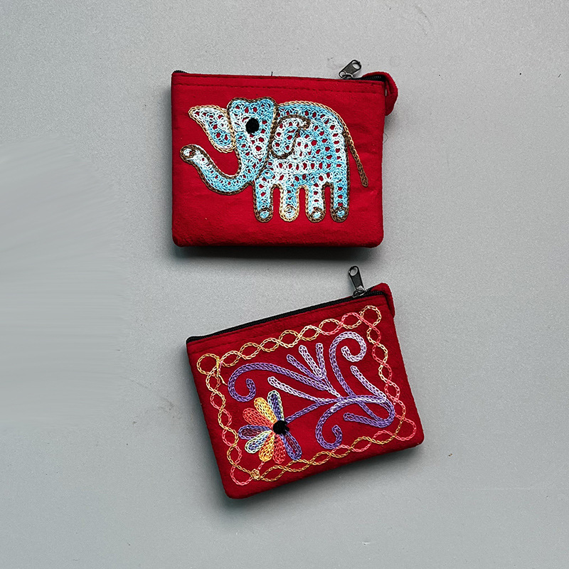 Wholesale of Nepalese imported suede small coin purses, women's ethnic style clutch, hand-embroidered key case
